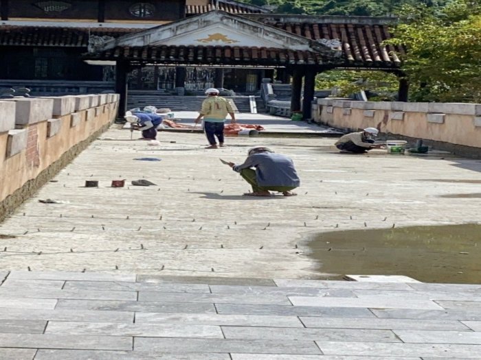 THI CÔNG XỬ LÝ NỨT BẰNG KEO EPOXY CHO KẾT CẤU BTCT